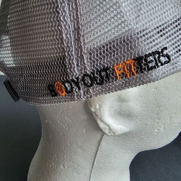 Body Outfitters Gray Trucker Hat Cap Mesh Personal Training Studio Strapback EUC - Picture 6 of 9